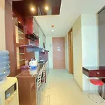 Warm And Cozy Studio At Dago Suites Apartment By Travelio