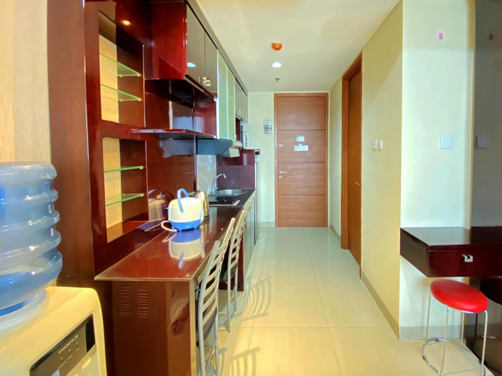 Warm And Cozy At Dago By Travelio